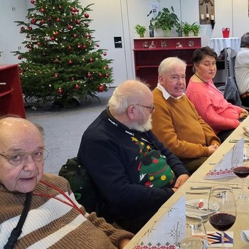 Mitglieder an der Weihnachtsfeier in Zug