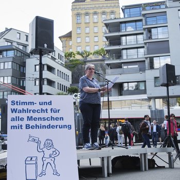 Rednerin, Erika Spring