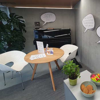 Nehmen Sie Platz an unserer (un)sichtBAR