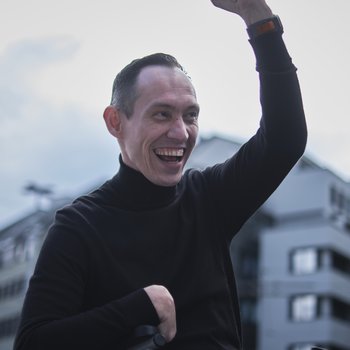 Redner, Islam Alijaj