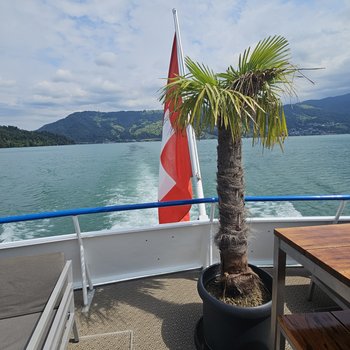 auf dem Schiffsdeck