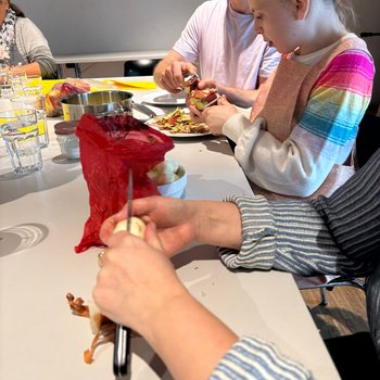Äpfel rüsten
