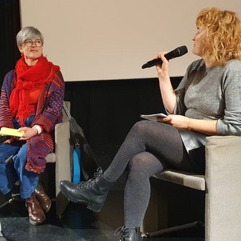 Gespräch zwischen Nadja Stadelmann (Procap Zentralschweiz) und Pia Engler (Haus Hagar)