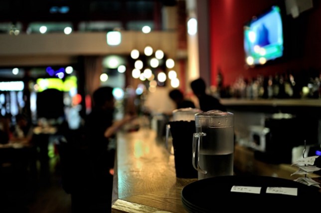 Wir testen eine coole inklusive Bar aus
